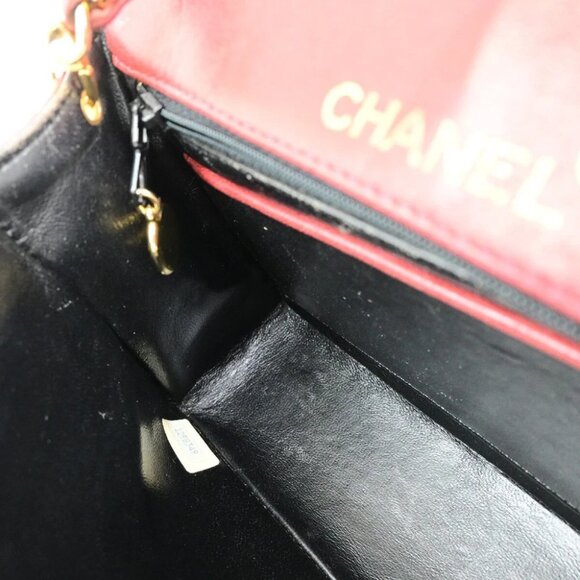 CHANEL CC Logo Mini Matelasse Chain Shoulder Bag Leather Red Vintage - Picture 14 of 16